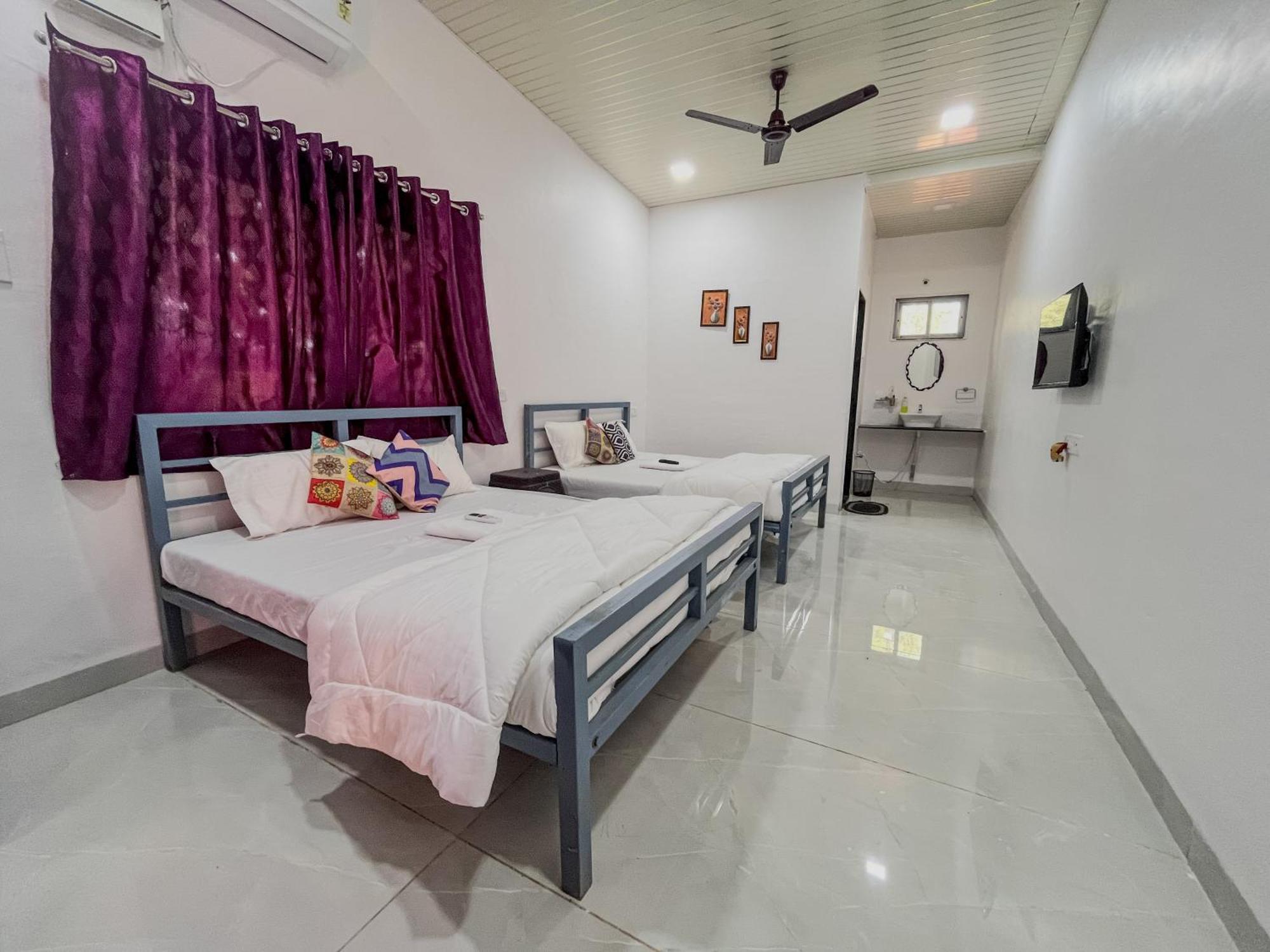 Karjat In Resort Extérieur photo